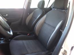 RENAULT - SANDERO - 2019/2020 - Branca - R$ 48.800,00