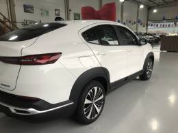 FIAT - FASTBACK - 2025/2025 - Branca - R$ 146.800,00