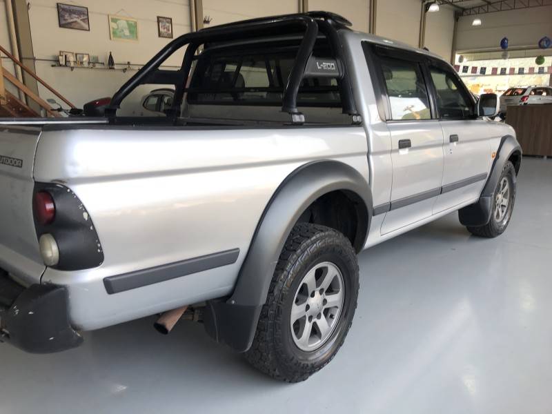 MITSUBISHI - L200 OUTDOOR - 2009/2010 - Prata - R$ 53.800,00