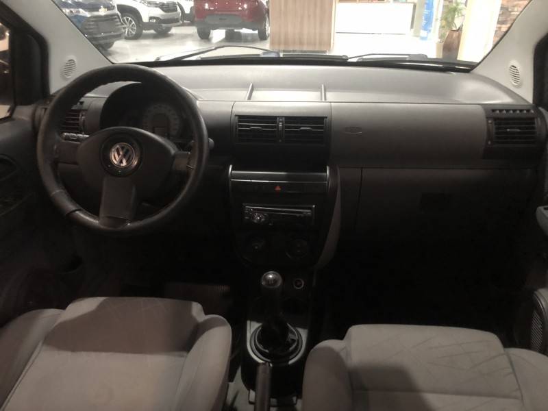 VOLKSWAGEN - SPACEFOX - 2009/2009 - Prata - R$ 30.800,00