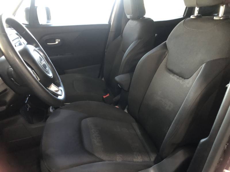 JEEP - RENEGADE - 2015/2016 - Preta - R$ 67.800,00