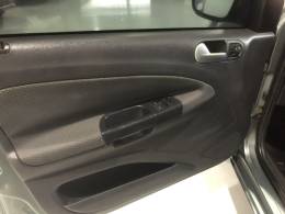 VOLKSWAGEN - GOL - 2010/2010 - Cinza - R$ 28.800,00