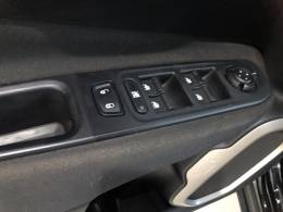 JEEP - RENEGADE - 2015/2016 - Preta - R$ 67.800,00