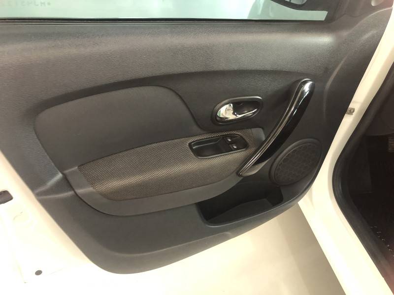 RENAULT - LOGAN - 2020/2021 - Branca - R$ 52.800,00