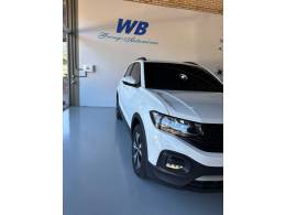VOLKSWAGEN - T-CROSS - 2022/2023 - Branca - R$ 106.800,00