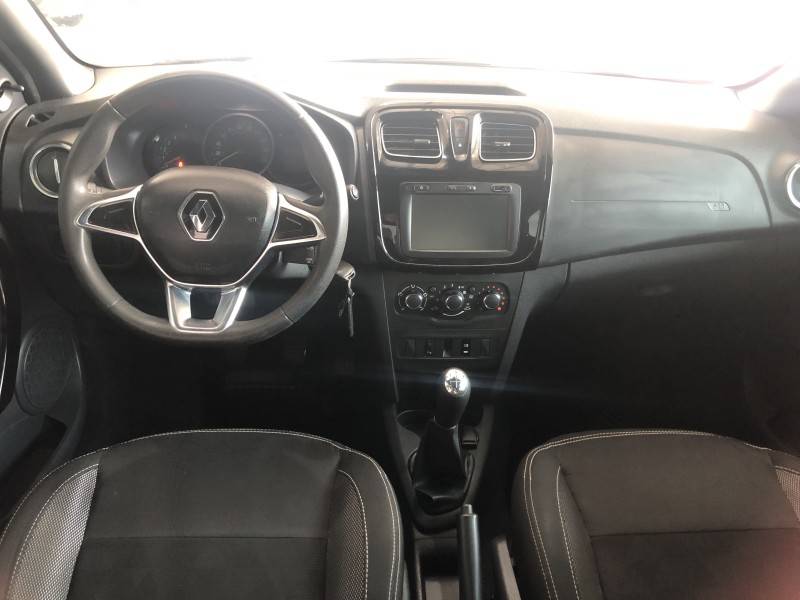 RENAULT - LOGAN - 2020/2021 - Branca - R$ 52.800,00