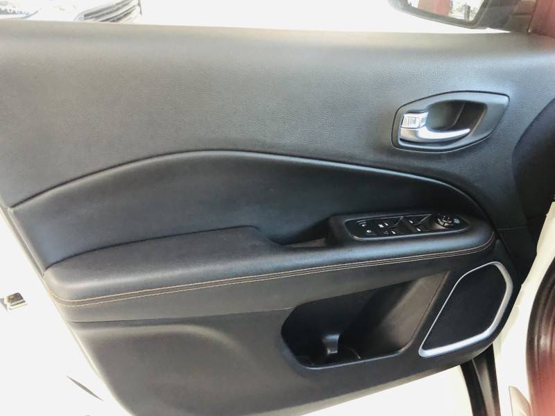 JEEP - COMPASS - 2018/2018 - Branca - R$ 108.800,00