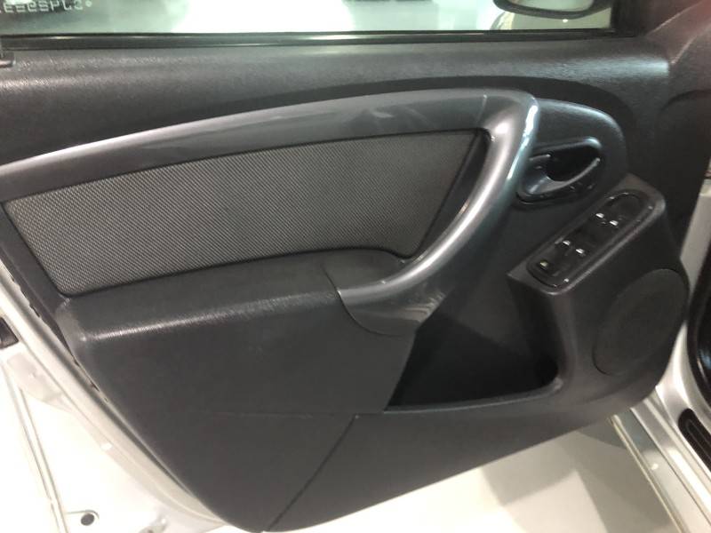 RENAULT - DUSTER - 2012/2013 - Prata - R$ 49.800,00