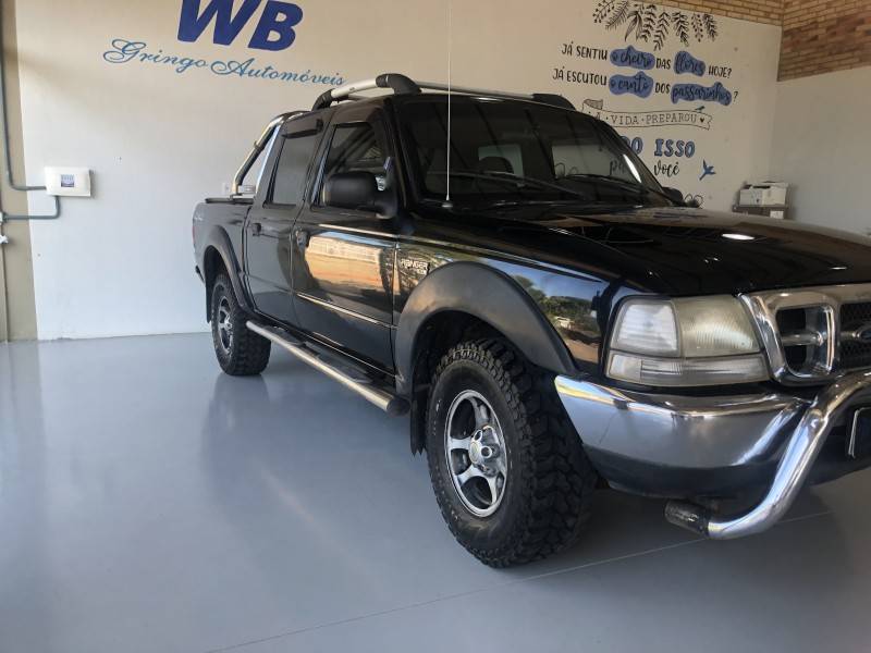 FORD - RANGER - 2002/2002 - Preta - R$ 49.800,00