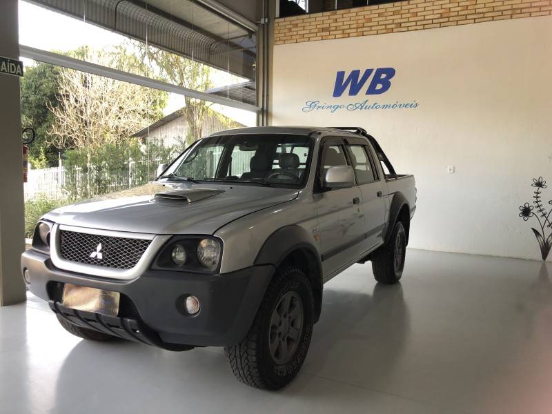 MITSUBISHI - L200 OUTDOOR - 2009/2010 - Prata - R$ 53.800,00
