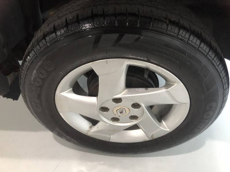 RENAULT - DUSTER - 2012/2013 - Prata - R$ 49.800,00