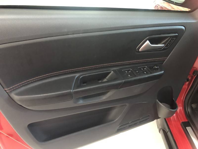 VOLKSWAGEN - CROSSFOX - 2013/2014 - Vermelha - R$ 49.800,00